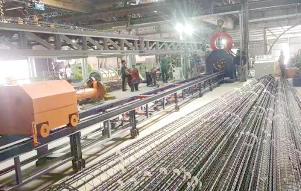 Persyaratan keselamatan untuk tukang las sangkar baja CNC di lokasi konstruksi 